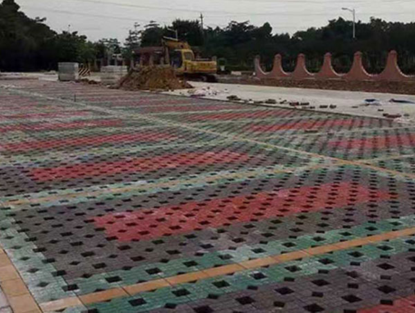 铜仁植草砖铺设施工注意事项介绍